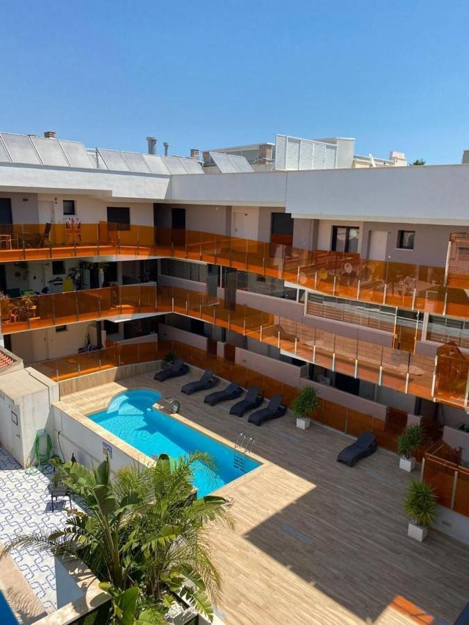 Beach Apartment Torrevieja Buitenkant foto