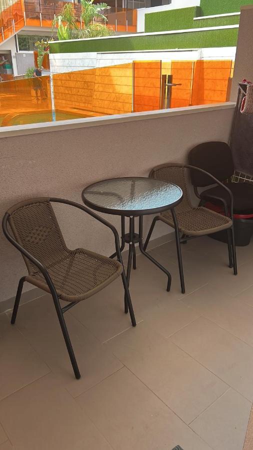 Beach Apartment Torrevieja Buitenkant foto